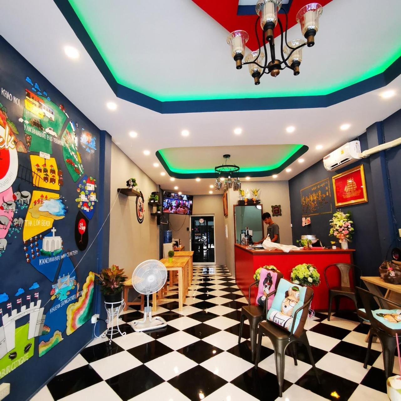 D​ Luck​ Hostel Καντσαναμπούρι Εξωτερικό φωτογραφία