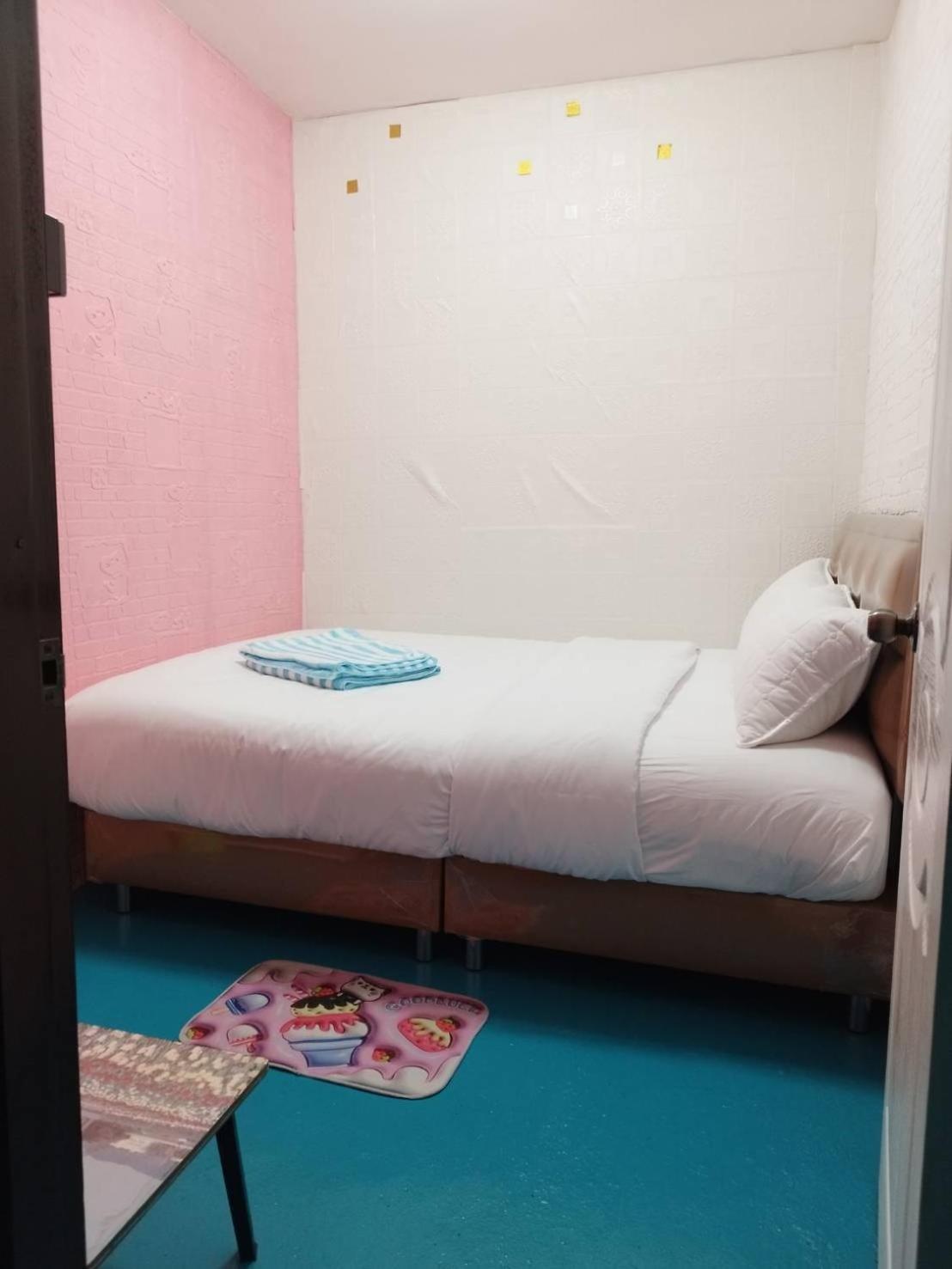 D​ Luck​ Hostel Καντσαναμπούρι Εξωτερικό φωτογραφία